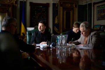 Президент провів телефонну розмову з Федеральним канцлером Австрії