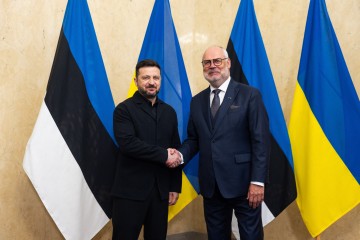 Посилення тиску на Росію, потреби української ППО та відкриття переговорних кластерів щодо членства у Євросоюзі: відбулася зустріч президентів України та Естонії 