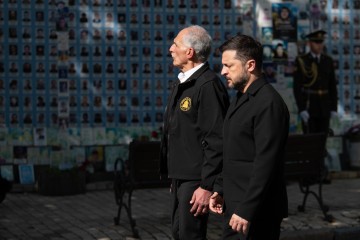 Президенти України та Гондурасу вшанували пам’ять полеглих українських воїнів
