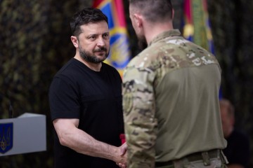 Воїни «Альфи» завжди на першому місці за результатами уражень на фронті – Президент привітав бійців Центру спеціальних операцій «Альфа» СБУ з 32-ю річницею створення підрозділу 