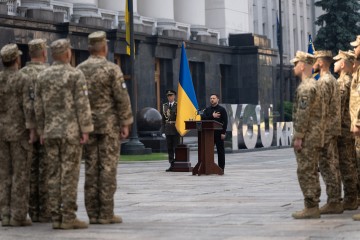 На рахунку армійської авіації тисячі бойових місій зі збиття «шахедів» та операції з ураження ворога й евакуації поранених – Президент привітав воїнів із професійним святом