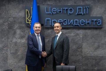 Владислав Власюк обговорив зі спецпредставником Євросоюзу з питань санкцій наступні кроки для продовження тиску на РФ