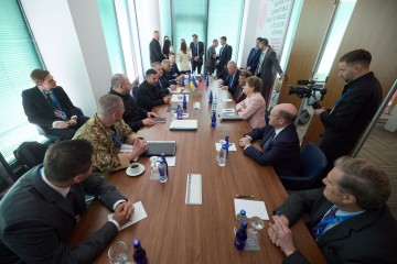Президент обговорив із делегацією Конгресу США посилення української ППО та нові санкції проти Росії
