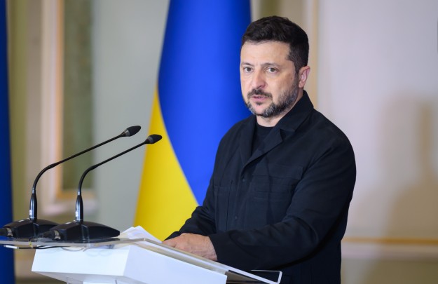 Санкційний тиск на Росію, збільшення військової та енергетичної підтримки України, масштабування Антибалістичної коаліції та підготовка до зими – Президент назвав пріоритети дипломатичної роботи України на рік