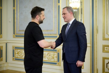 Президент обговорив із міністром закордонних справ Азербайджану співпрацю в оборонній та економічній сферах і гуманітарну підтримку України