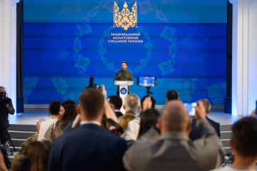 Говоріть про Україну більше, робіть для України більше, відвідуйте українців, коли це можливо – звернення Президента до учасників Національного молитовного сніданку