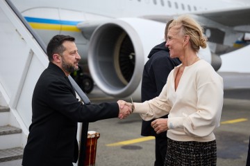 Дорогою до Канади Президент зустрівся з міністеркою закордонних справ Ісландії