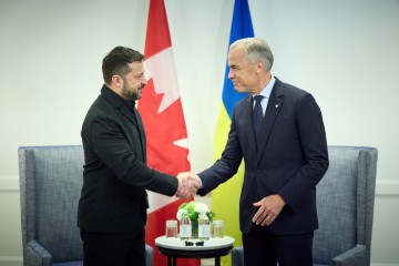 Канада надає Україні 2 мільярди доларів на ракети для Patriot, амуніцію для F-16, копродукцію дронів та енергетику: результати зустрічі Володимира Зеленського й Марка Карні