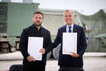 Україна та Канада підписали документи про сторічне партнерство й двосторонню співпрацю в оборонній та енергетичній сферах