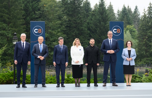 Україна започаткувала новий формат співпраці – Карпатську інтеграційну ініціативу та зібрала її учасників на перший саміт на Івано-Франківщині