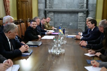 Президент провів окремі двосторонні зустрічі з Нікушором Даном, Александром Вучичем і Дональдом Туском під час Карпатського саміту 