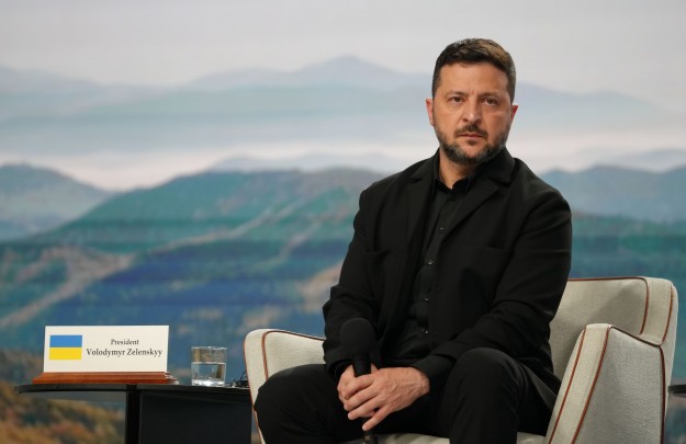 Країни Карпатського регіону мають значний потенціал співпраці в оборонній, енергетичній, транспортній галузях – Президент під час Карпатського економічного форуму