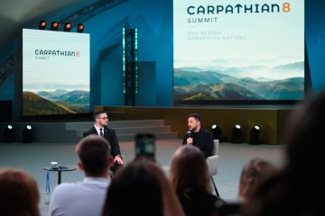 Карпатська ініціатива – це про майбутнє та розвиток, і молодіжний вимір є її важливою частиною – Президент на Молодіжному конгресі Карпатської ініціативи