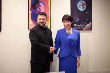 Продовження підтримки України та розвиток двосторонньої співпраці: Президент зустрівся з Прем’єр-міністеркою Японії