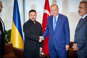 Президенти України й Туреччини обговорили безпеку в Чорному морі, відновлення експорту продовольства та потенційну Drone Deal