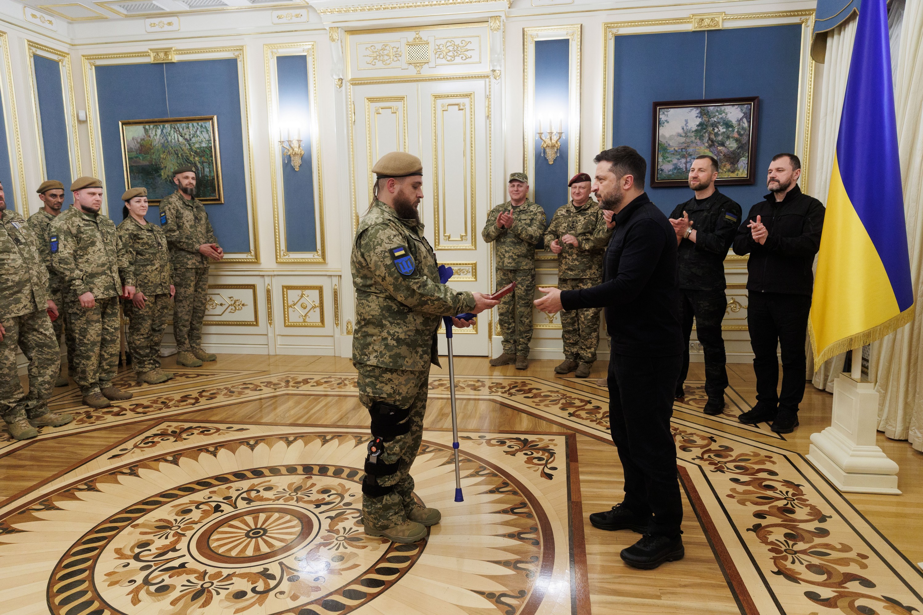 Президент зустрівся з воїнами територіальної оборони та відзначив їх державними нагородами, 5 жовтня 2026 року.